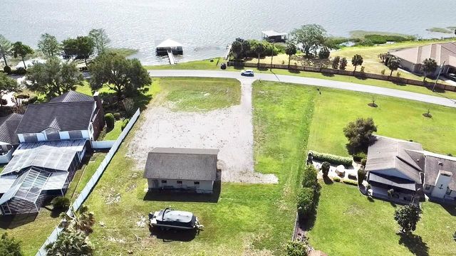 3155 LAKESHORE DRIVE, Mount Dora, FL 32757