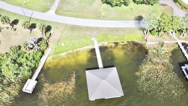 3155 LAKESHORE DRIVE, Mount Dora, FL 32757