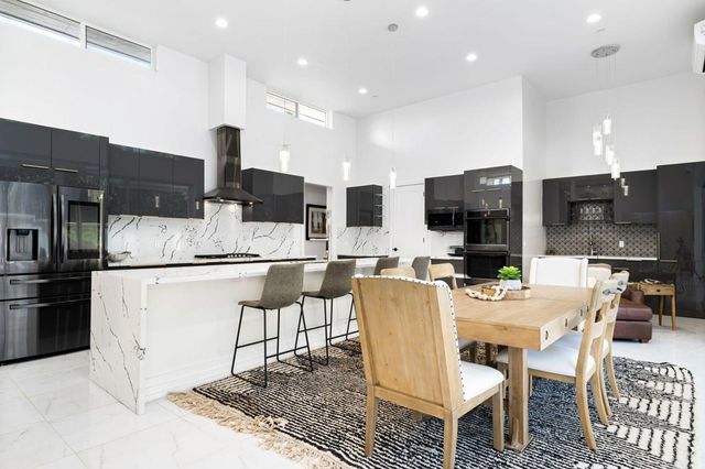 74775 Del Coronado Drive, Palm Desert, CA 92260