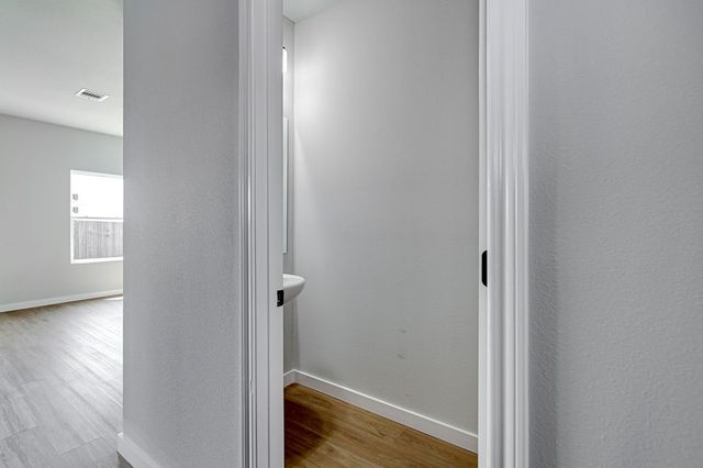 10504 Ruffin Drive, Fort Worth, TX 76131