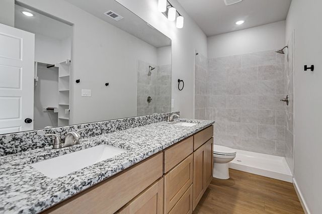10504 Ruffin Drive, Fort Worth, TX 76131