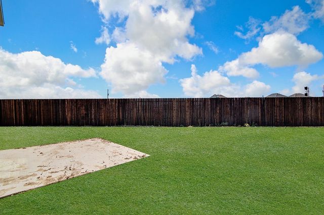 10504 Ruffin Drive, Fort Worth, TX 76131