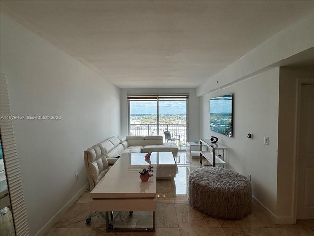 7350 SW 89th St 1809S, Miami, FL 33156