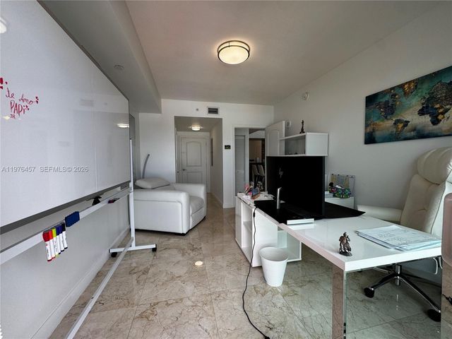 7350 SW 89th St 1809S, Miami, FL 33156