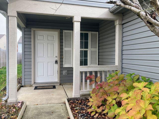 5661 Sweet River Drive, Indianapolis, IN 46221