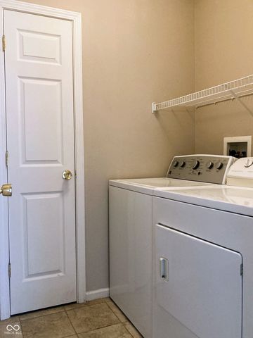 5661 Sweet River Drive, Indianapolis, IN 46221