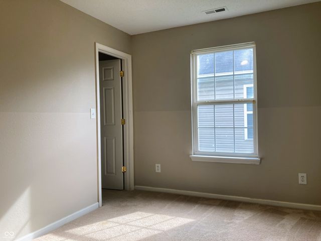 5661 Sweet River Drive, Indianapolis, IN 46221