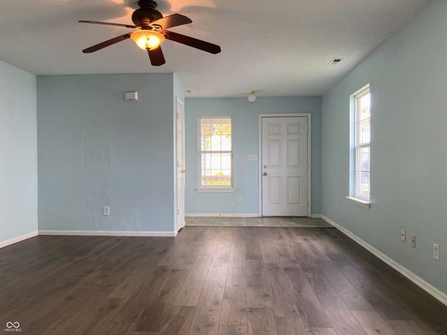 5661 Sweet River Drive, Indianapolis, IN 46221