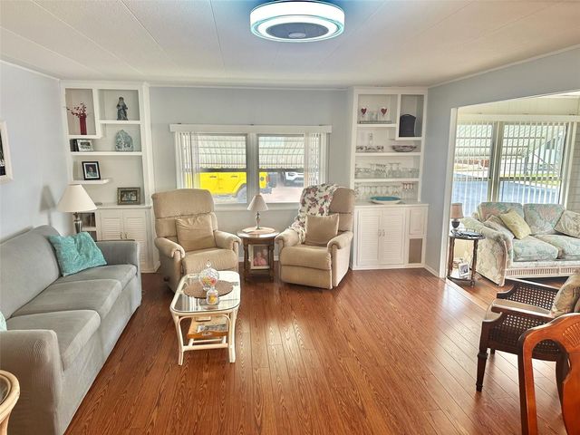 2000 E BAY DRIVE 102, Largo, FL 33771