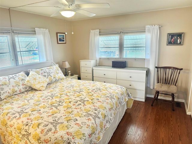 2000 E BAY DRIVE 102, Largo, FL 33771