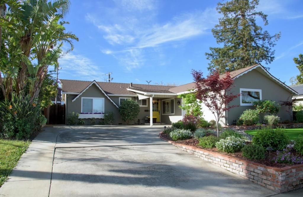 Image 2 of property listing at 2178 Casa Mia Drive, San Jose, CA 95124