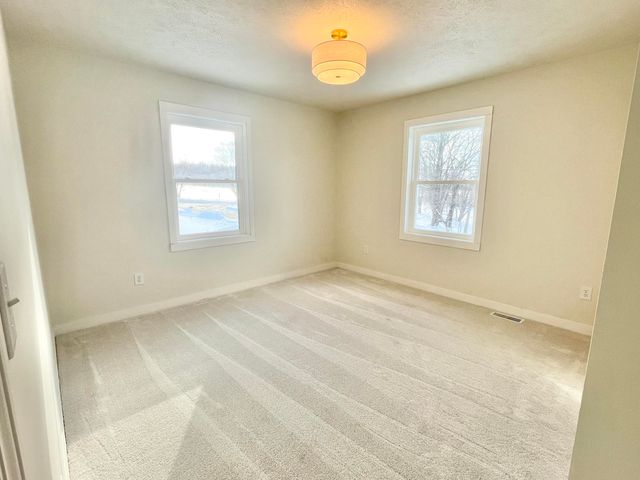 1705 N Philip Road, Niles, MI 49120