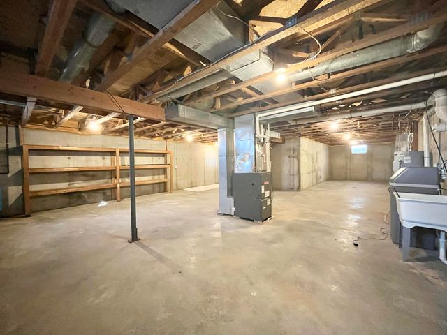 1705 N Philip Road, Niles, MI 49120