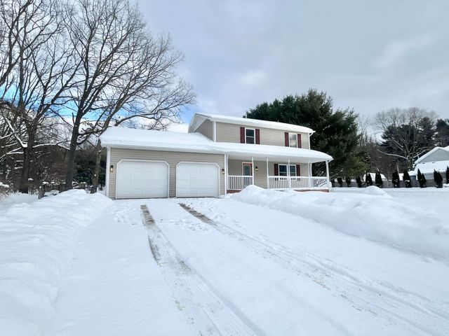 1705 N Philip Road, Niles, MI 49120