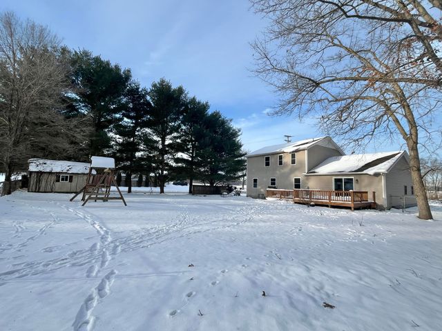 1705 N Philip Road, Niles, MI 49120