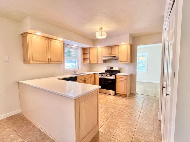 1705 N Philip Road, Niles, MI 49120