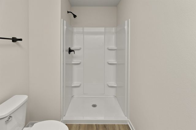 565 NW Compass Avenue, Waukee, IA 50263