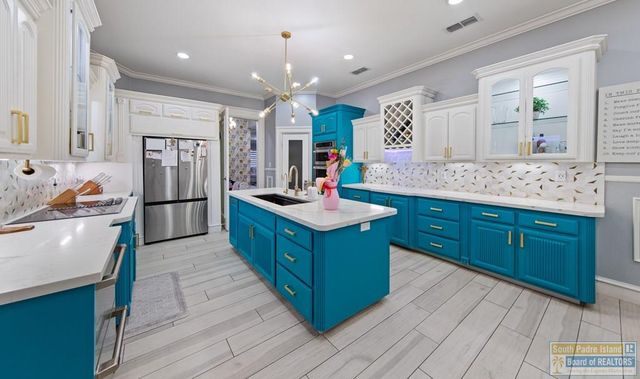 5222 Rustic Manor Dr., Brownsville, TX 78526