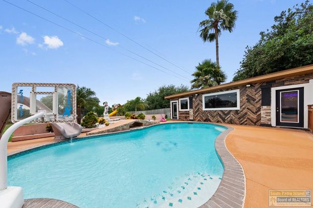 5222 Rustic Manor Dr., Brownsville, TX 78526