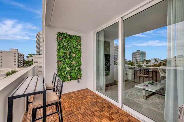 401 N Birch Road 409, Fort Lauderdale, FL 33304