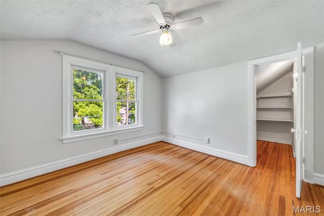 2733 Hermitage Avenue, St Louis, MO 63143