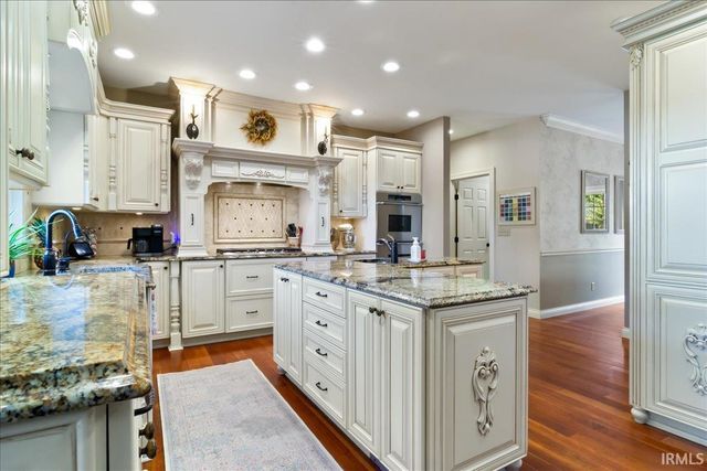 2115 Cobblestone Road, Jasper, IN 47546