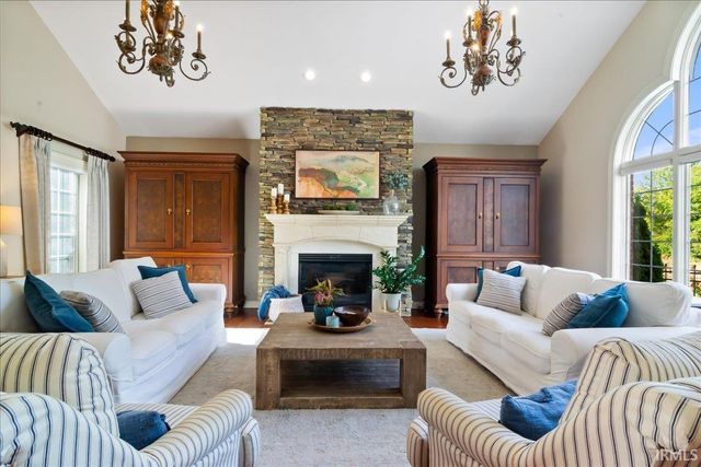 2115 Cobblestone Road, Jasper, IN 47546