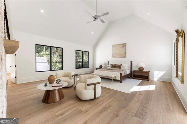 388 Londonberry Rd NW, Sandy Springs, GA 30327