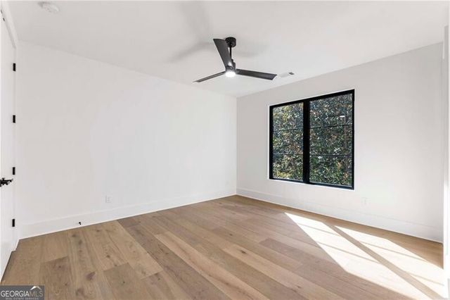 388 Londonberry Rd NW, Sandy Springs, GA 30327