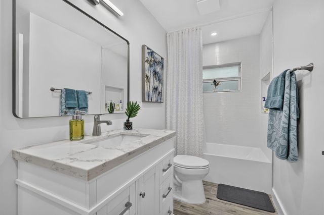 1390 PINE VALLEY Drive, Wellington, FL 33414