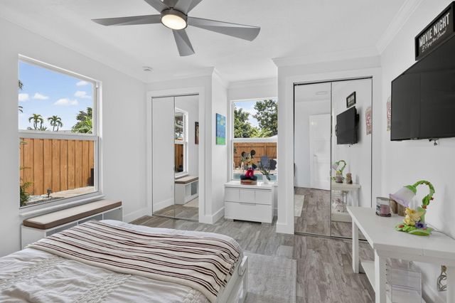 1390 PINE VALLEY Drive, Wellington, FL 33414