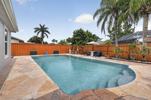 1390 PINE VALLEY Drive, Wellington, FL 33414