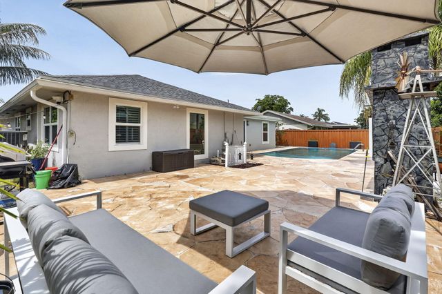1390 PINE VALLEY Drive, Wellington, FL 33414