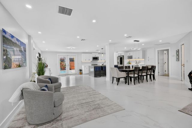 1390 PINE VALLEY Drive, Wellington, FL 33414