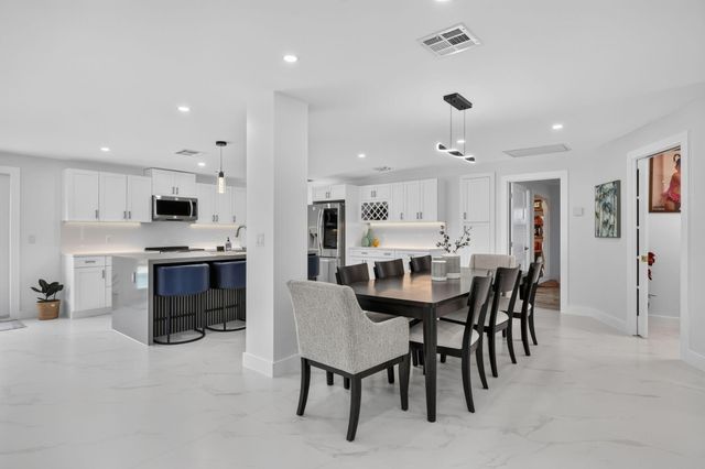 1390 PINE VALLEY Drive, Wellington, FL 33414