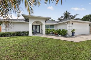 1390 PINE VALLEY Drive, Wellington, FL 33414