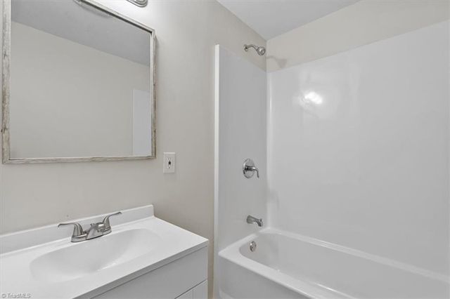 3064 Indiana Avenue, Winston-salem, NC 27105