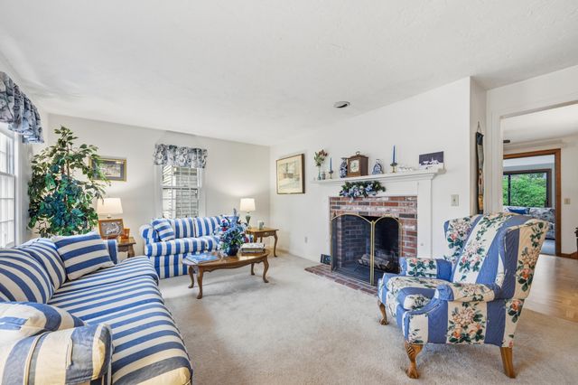 324 Patriot Way, Centerville, MA 02632