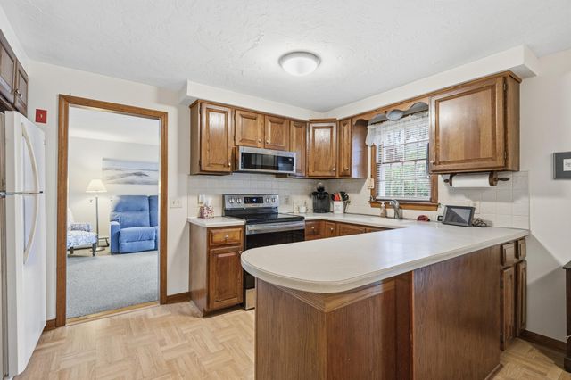 324 Patriot Way, Centerville, MA 02632
