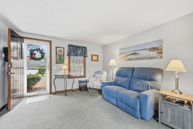 324 Patriot Way, Centerville, MA 02632