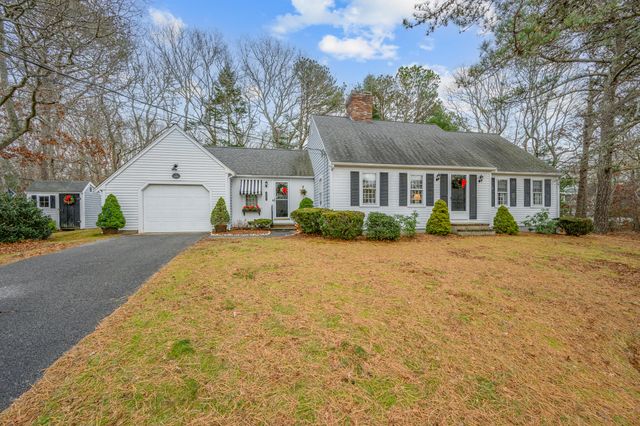 324 Patriot Way, Centerville, MA 02632