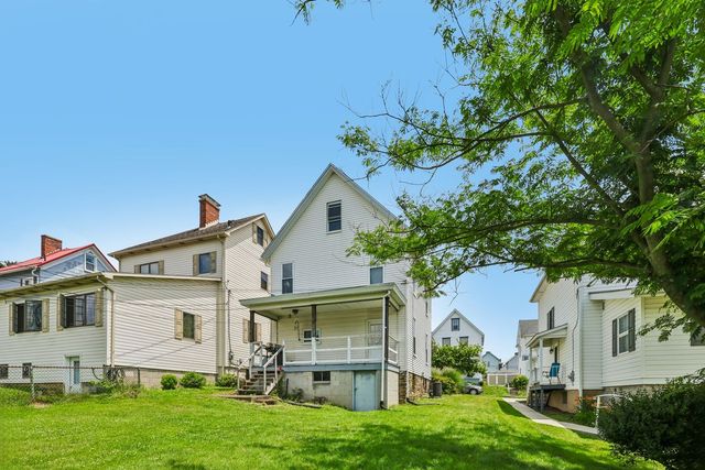 1214 Poplar STREET, South Greensburg Boro, PA 15601