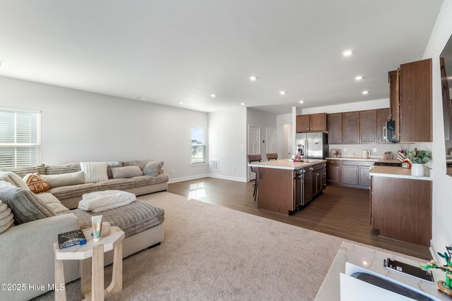 302 Spinnaker Street B, Elizabeth City, NC 27909