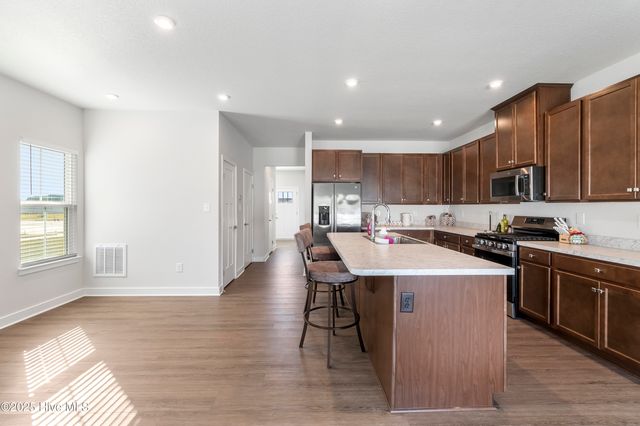 302 Spinnaker Street B, Elizabeth City, NC 27909