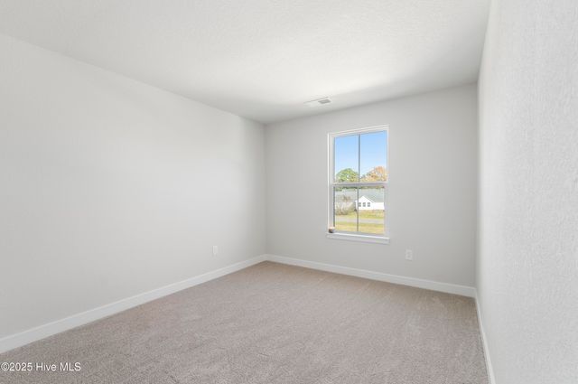 302 Spinnaker Street B, Elizabeth City, NC 27909