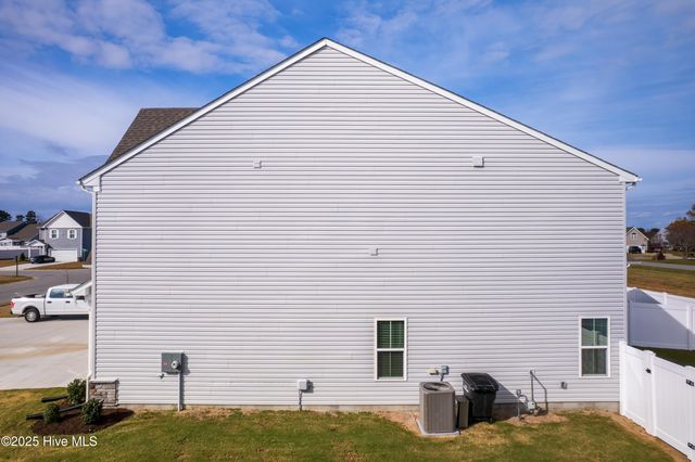 302 Spinnaker Street B, Elizabeth City, NC 27909