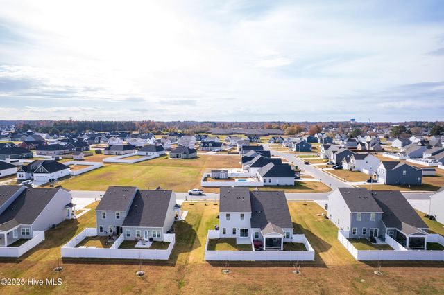 302 Spinnaker Street B, Elizabeth City, NC 27909