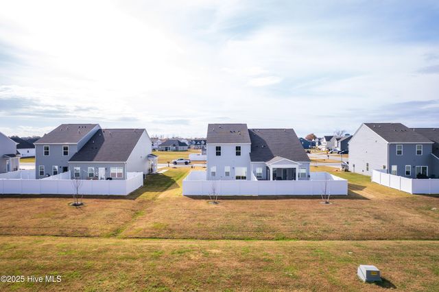 302 Spinnaker Street B, Elizabeth City, NC 27909