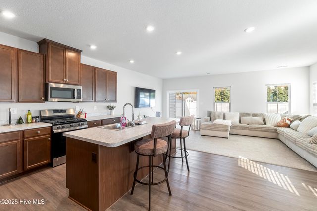 302 Spinnaker Street B, Elizabeth City, NC 27909