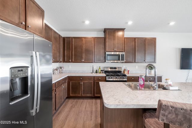 302 Spinnaker Street B, Elizabeth City, NC 27909